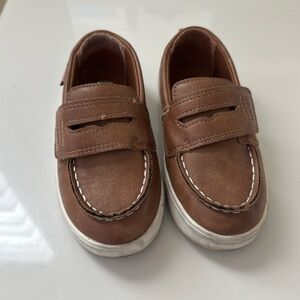 Toddler Tan Loafers Size 9